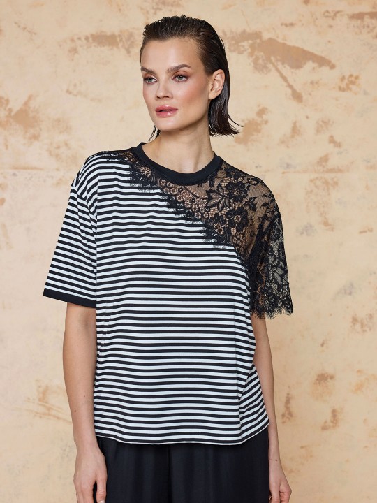 ÇİZGİLİ KUMAŞ DANTEL GARNİLİ TİŞÖRT