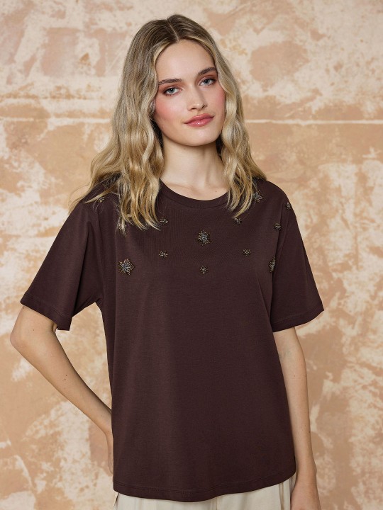 YILDIZ BONCUK NAKIŞLI TİŞÖRT