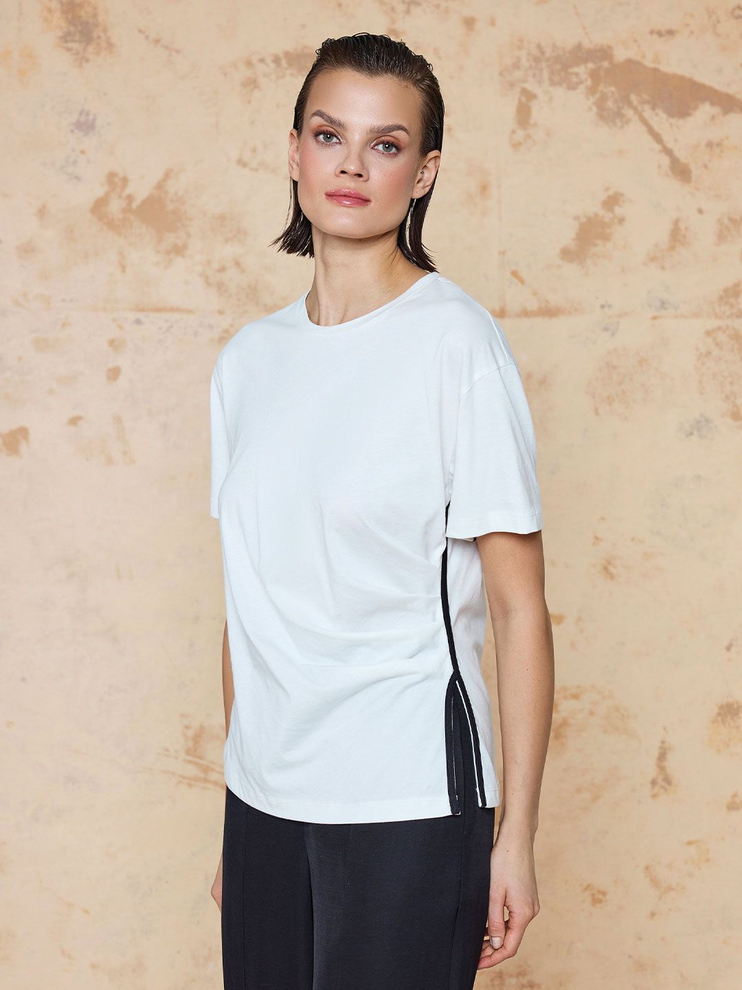 BİYE DETAYLI TİŞÖRT