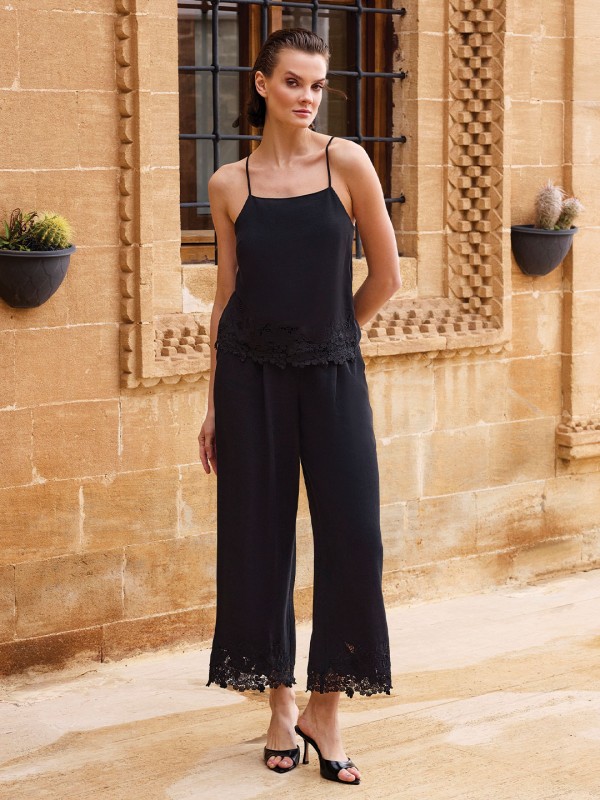 KETEN KUMAŞ DANTEL NAKIŞLI PANTOLON