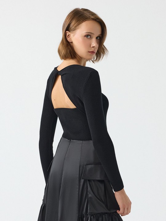 ARKASI PENCERELİ TRİKO ARKASI PENCERELİ TRİKO