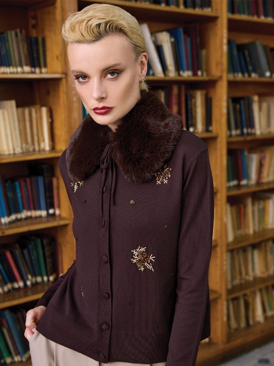 YAKASI KÜRK DETAYLI TRİKO HIRKA