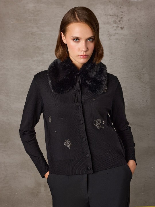 YAKASI KÜRK DETAYLI TRİKO HIRKA