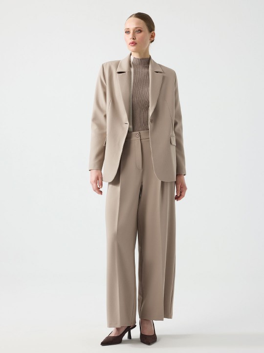 ARKASI YIRTMAÇ DETAYLI BLAZER
