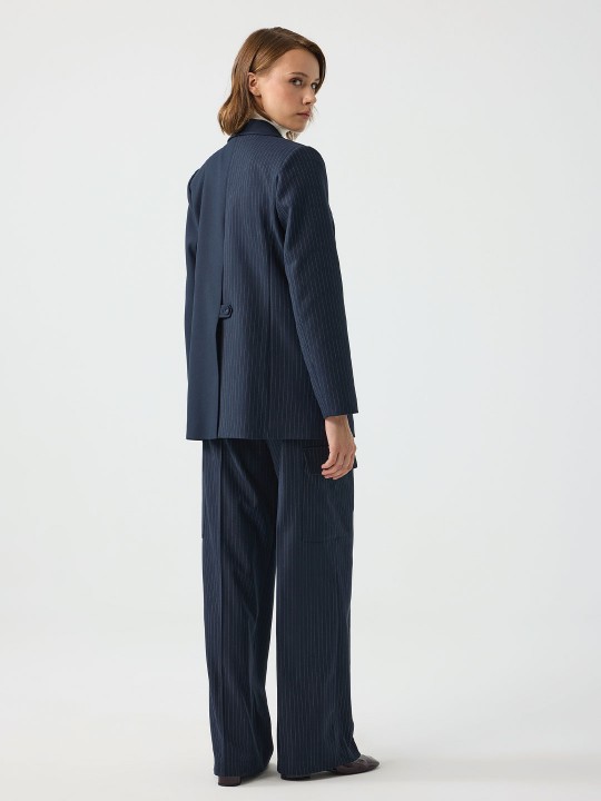 ARKASI DÜĞMELİ ÇİZGİLİ BLAZER CEKET