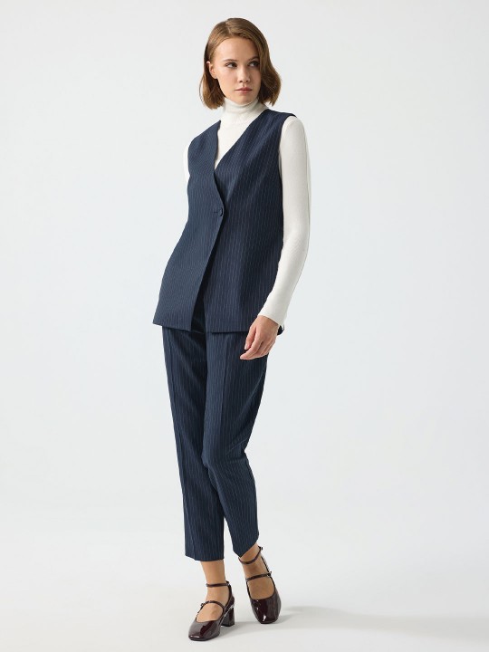 ÇİZGİLİ KUMAŞ DAR PAÇA PANTOLON ÇİZGİLİ KUMAŞ DAR PAÇA PANTOLON