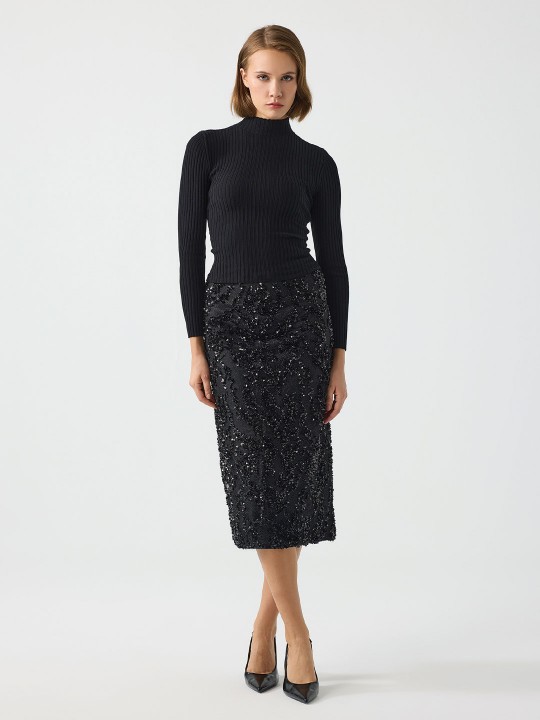 PULLU MİDİ BOY ETEK