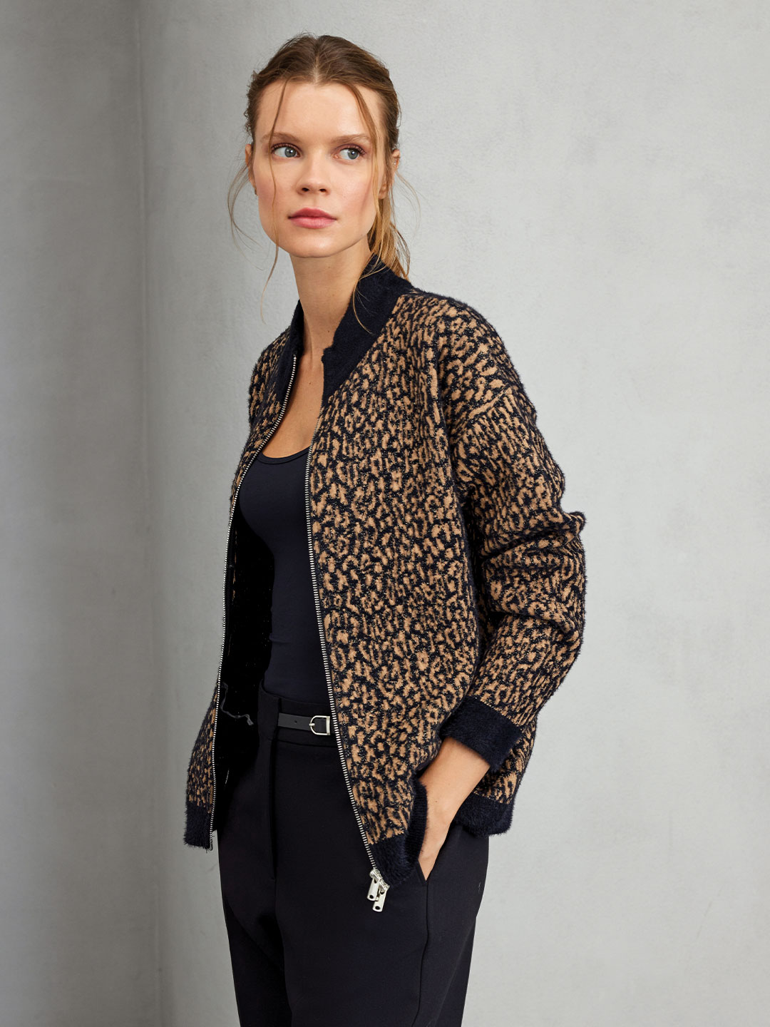 LEOPAR DESENLİ TRİKO HIRKA