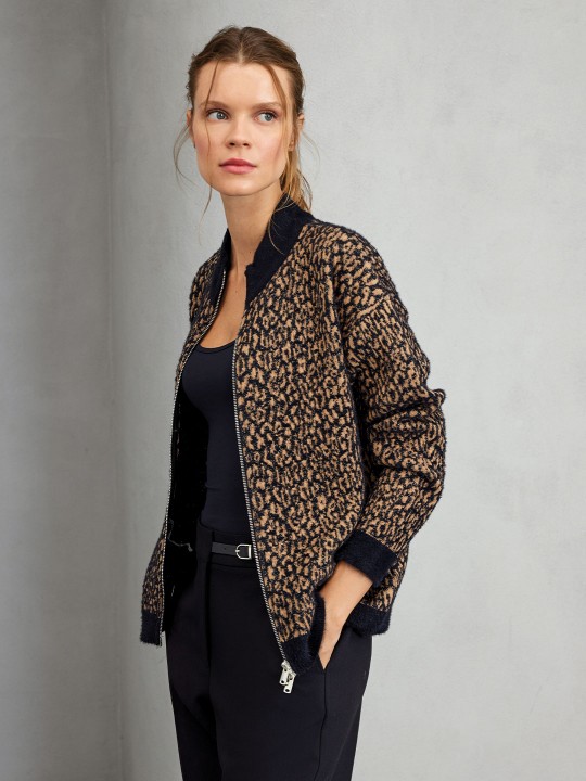 LEOPAR DESENLİ TRİKO HIRKA