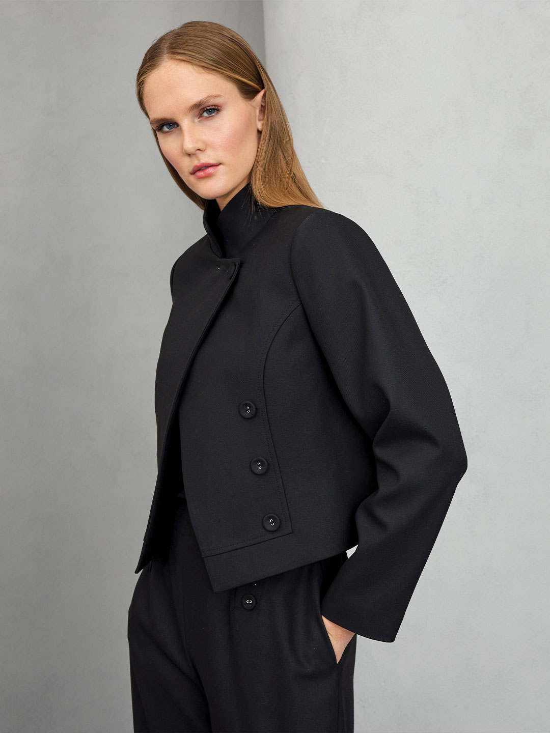 DÜĞME DETAYLI BLAZER CEKET